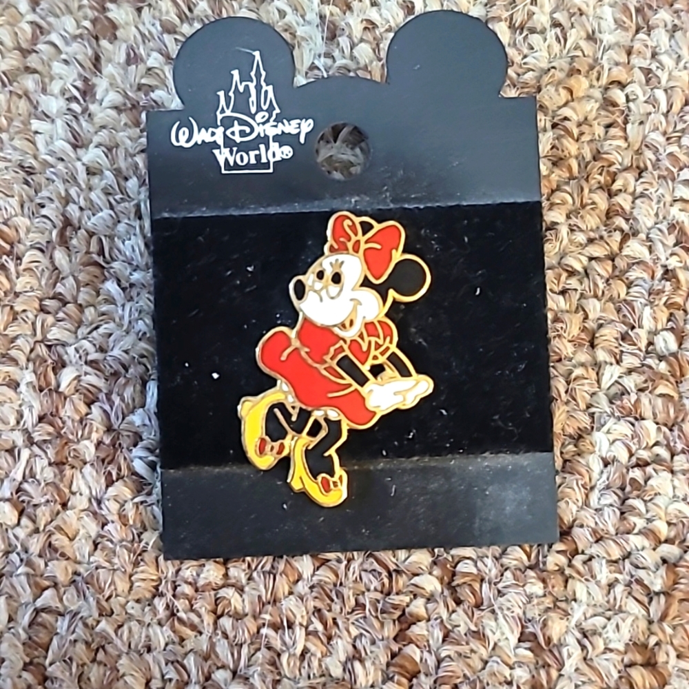 mini mouse pin